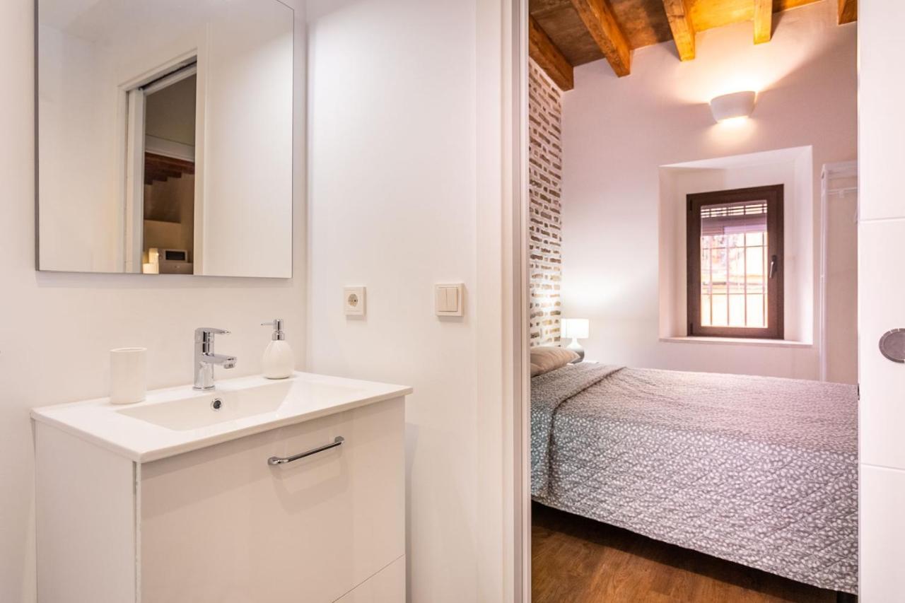 Stunning Apartment In Central Sevilla Exterior foto