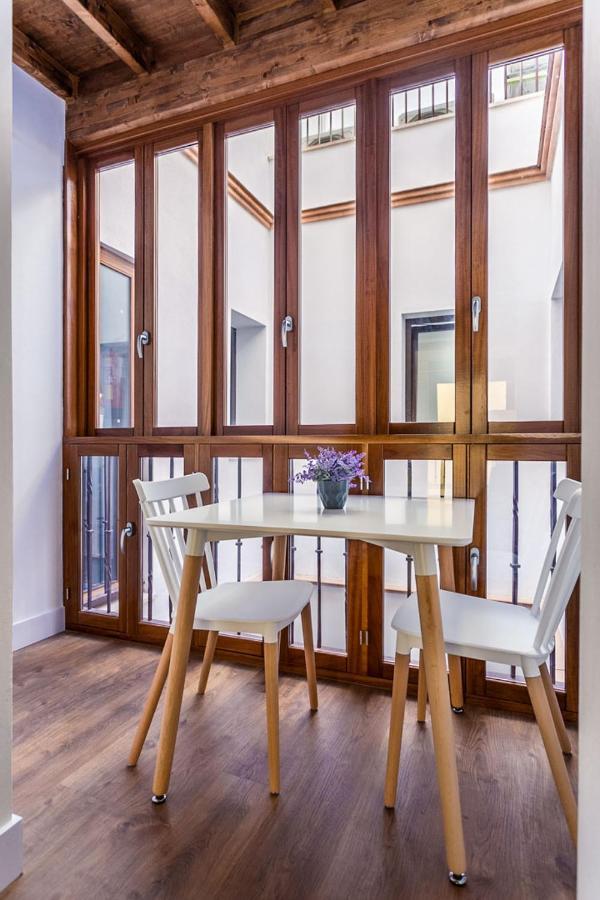 Stunning Apartment In Central Sevilla Exterior foto