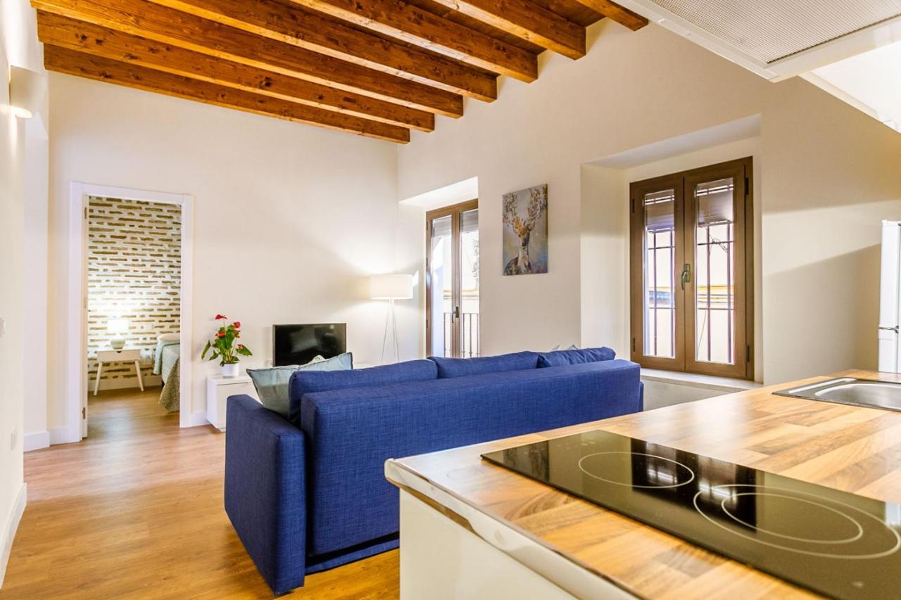 Stunning Apartment In Central Sevilla Exterior foto