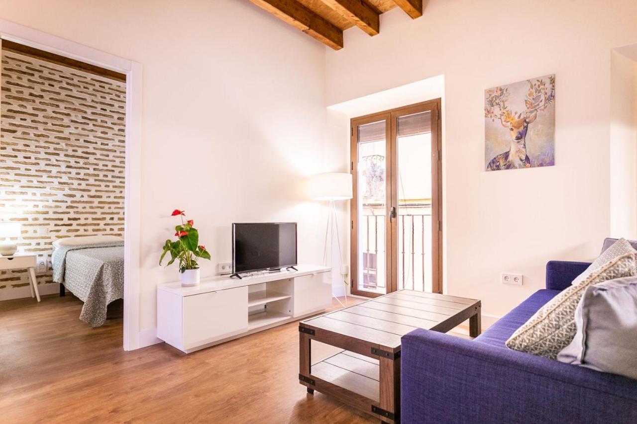 Stunning Apartment In Central Sevilla Exterior foto